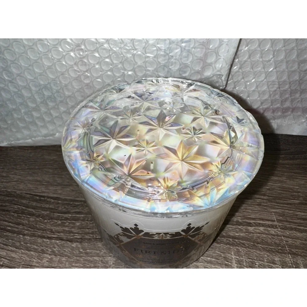 Bath and body works Fireside 3 wick candle‎